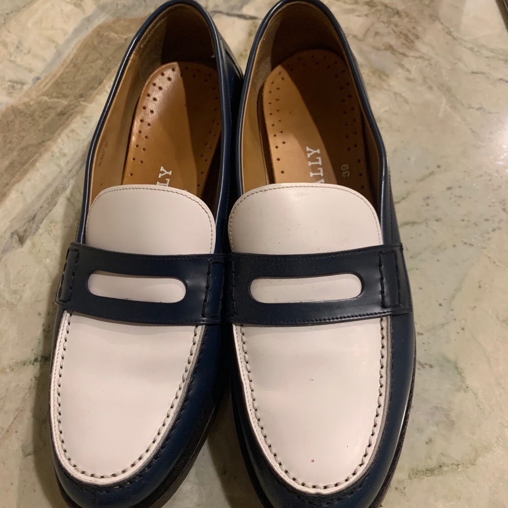 Bally - Two-Tone Loafer